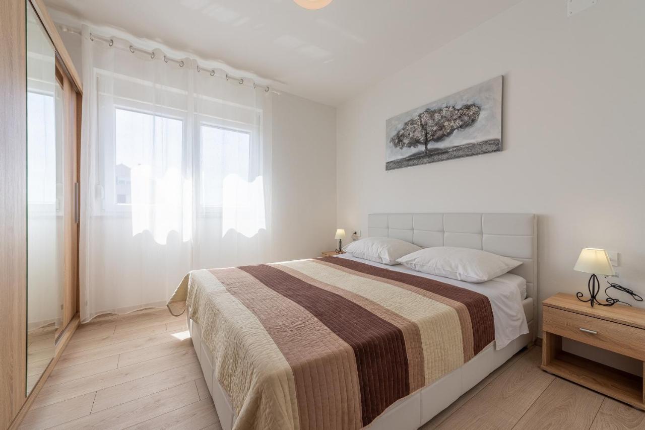 Apartments Villa Odesa With Shared Pool ซาดาร์ ภายนอก รูปภาพ