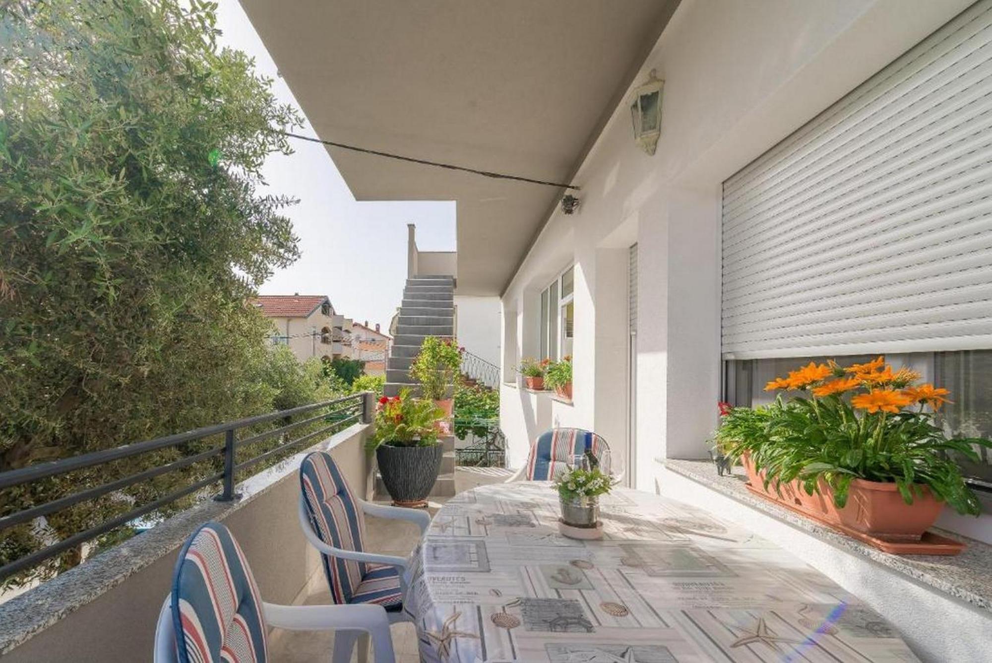Apartments Villa Odesa With Shared Pool ซาดาร์ ห้อง รูปภาพ