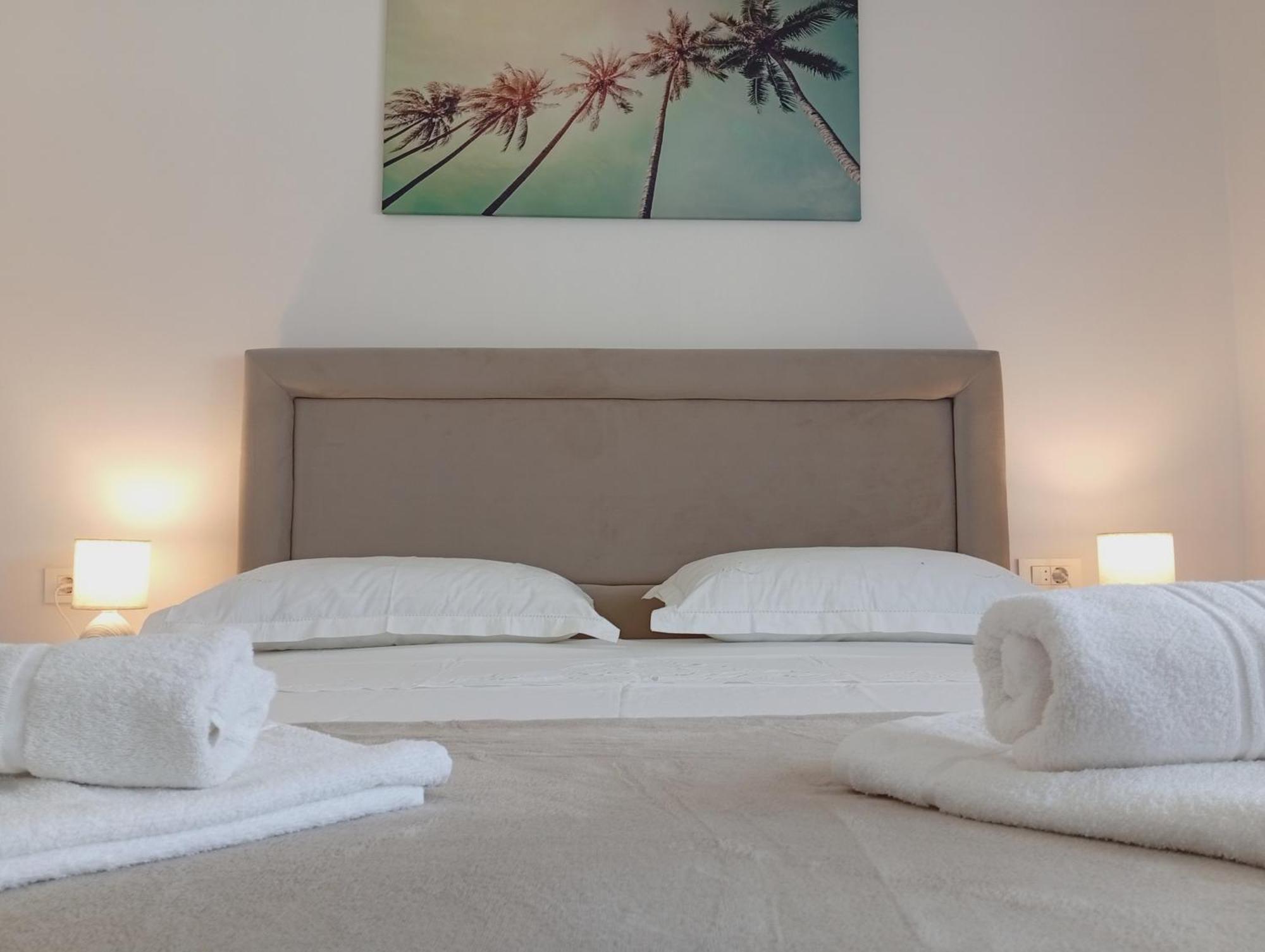 Apartments Villa Odesa With Shared Pool ซาดาร์ ภายนอก รูปภาพ